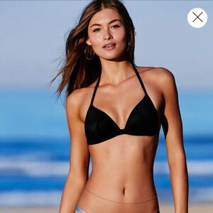 Victoria’s Secret Ruched Bikini Top 👙​​​​​​​​​​